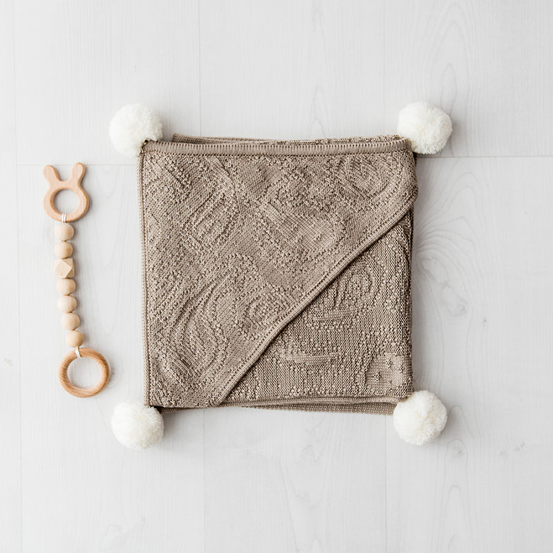 Bamboo hooded blanket with pom poms - beige - MintMouse (Unicorner Concept Store)
