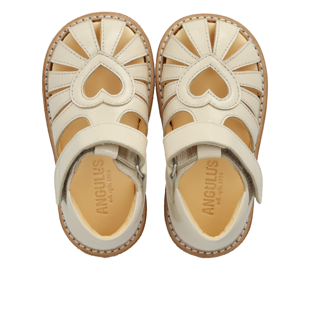 (0572-101) Starter heart sandal with velcro closure Buttermilk - MintMouse (Unicorner Concept Store)