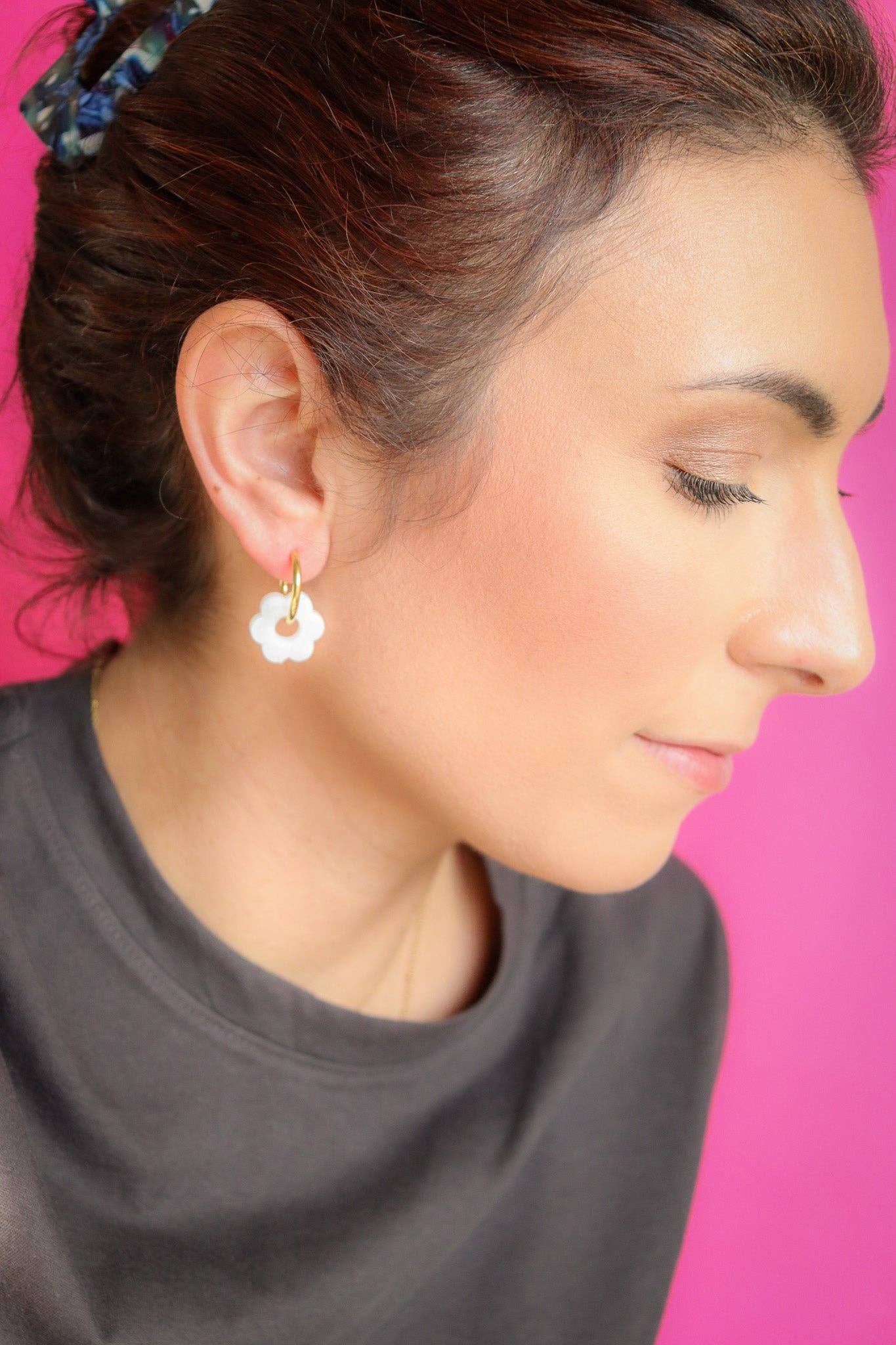 Isabelle white pearly earrings: Resin flowers only x2 - MintMouse (Unicorner Concept Store)