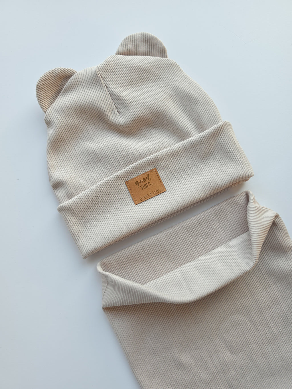 Winter Bear folded beanie Cream melange