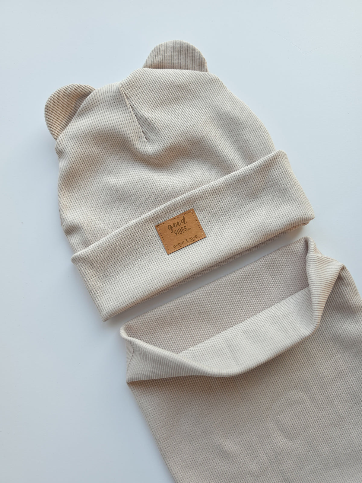 Winter Bear folded beanie Cream melange