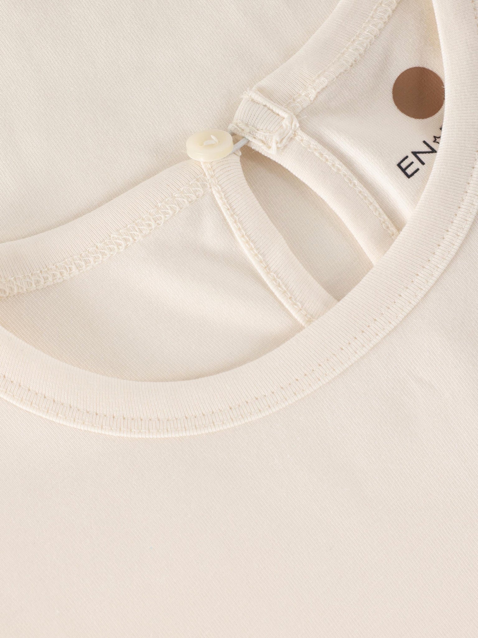 (220605) En Fant - T-shirt SS - 1701 Eggnog