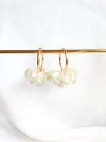 PEONY hoop earrings - Pearly white: 30 mm hoop earrings + petals