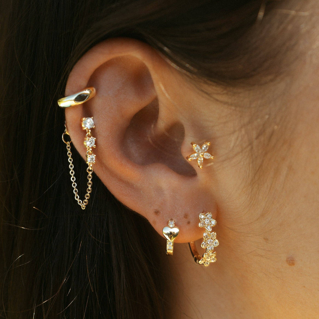 Daisy Flower Hoop: Gold Plated / To the unit