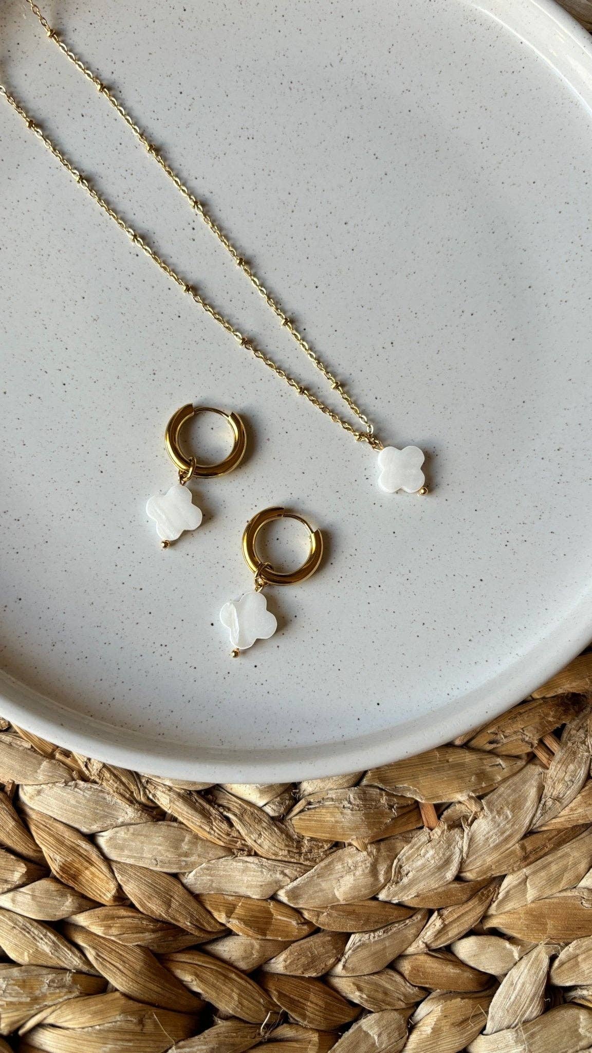 Clover Bloom - Hoops DS0078 - MintMouse (Unicorner Concept Store)