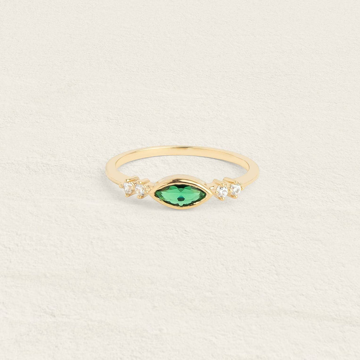 Elena ring: 52