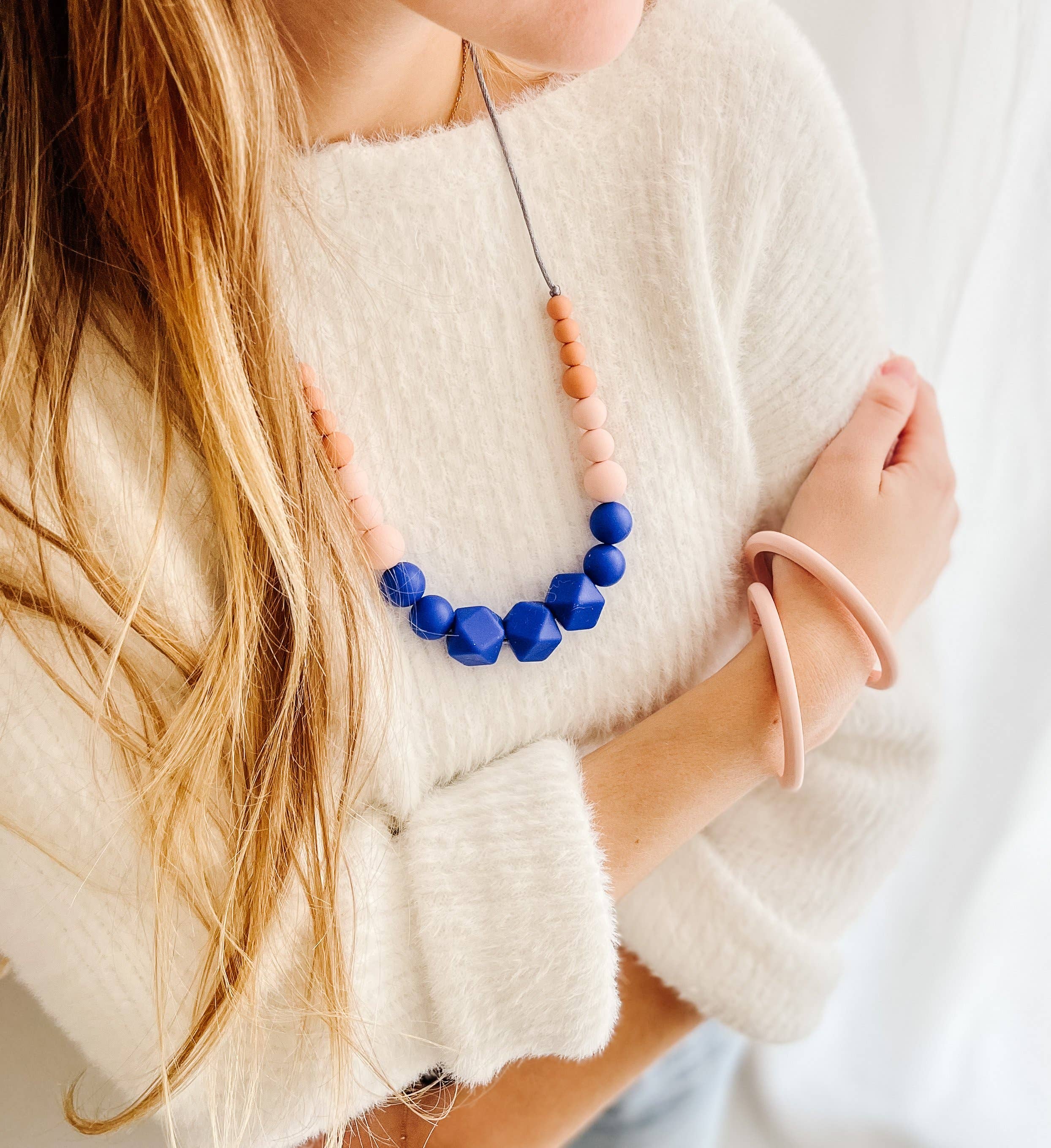 Solène | Breastfeeding, wearing and teething jewelry: Terracotta (Terracota-Nude-Pearl Pink) - MintMouse (Unicorner Concept Store)