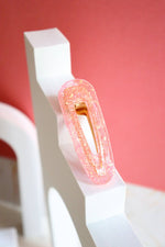 Fluo coral glitter triangle hair clip