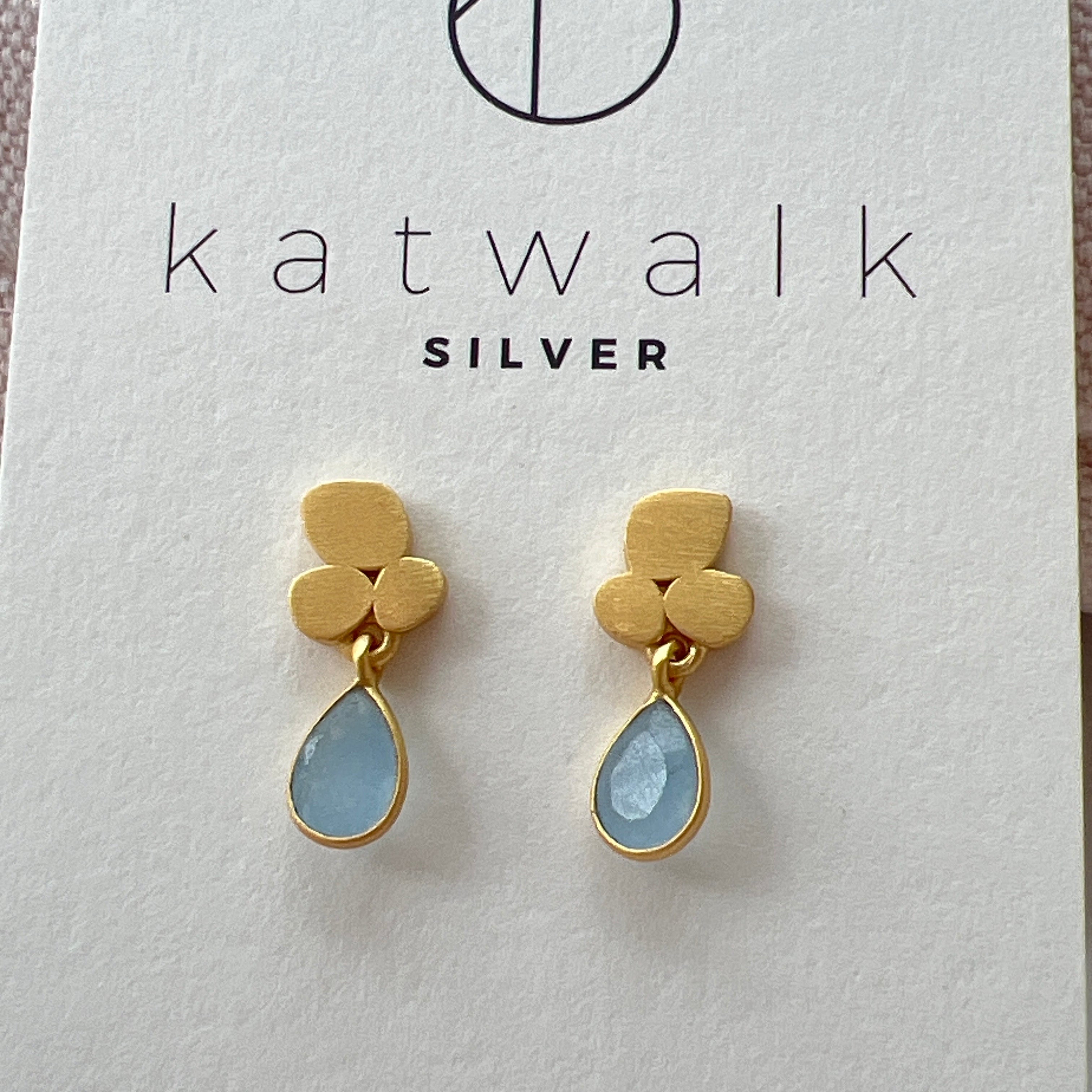 EARRING LITTLE FLOWER LIGHT CALCI JADE - MintMouse (Unicorner Concept Store)