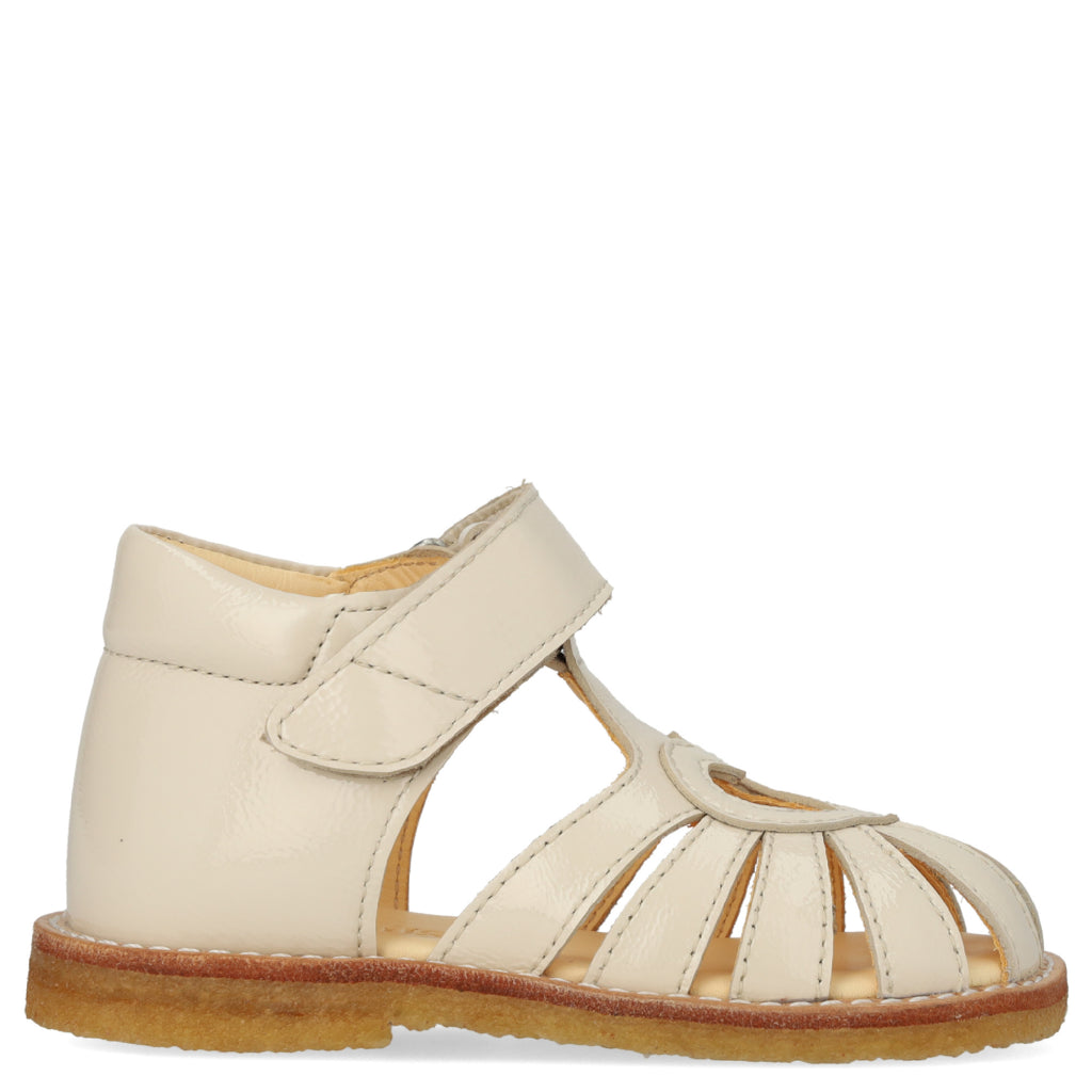 (0572-101) Starter heart sandal with velcro closure Buttermilk - MintMouse (Unicorner Concept Store)