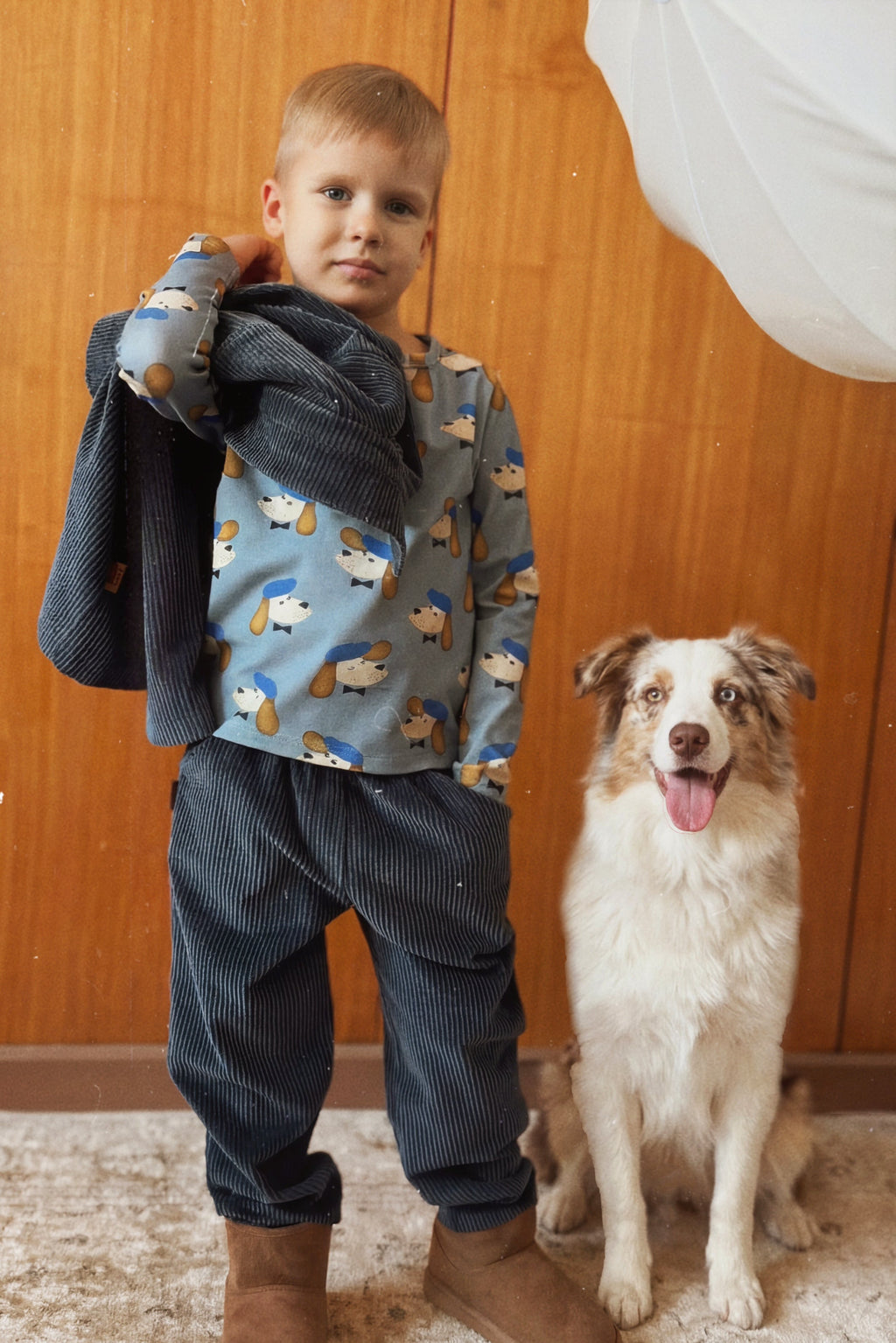 (0108_F26149) Long-Sleeved Top with Fancy Dog Print — official HEBE image 1