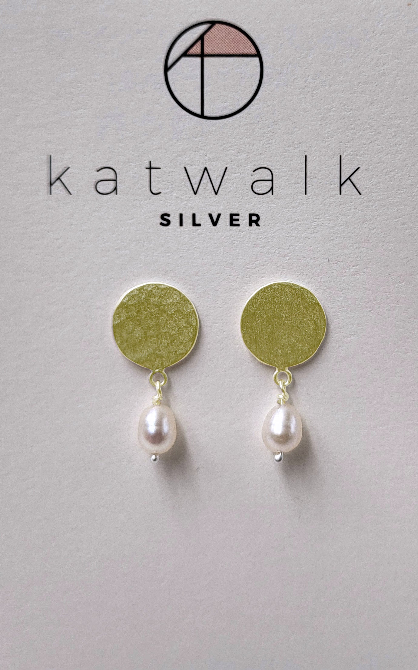 Earrings Round Pearl Gold 1 pearl - MintMouse (Unicorner Concept Store)