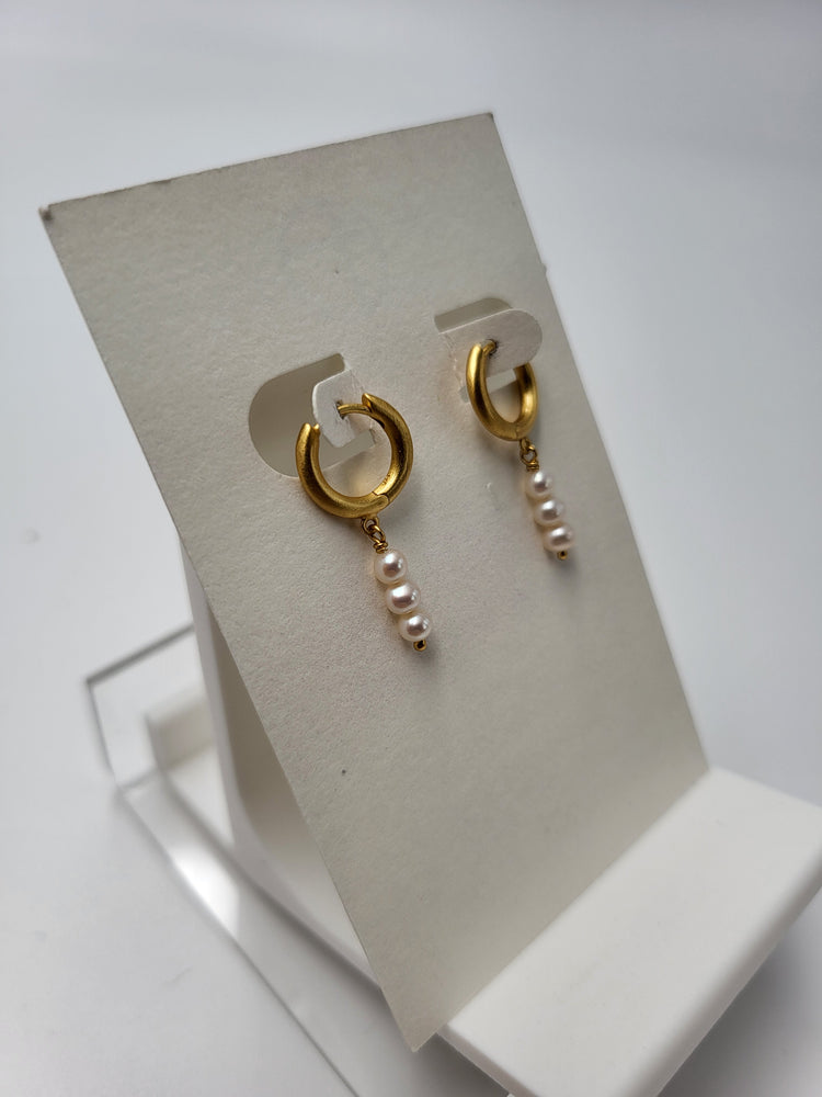 Earrings circle Pearls Gold 3 Pearl