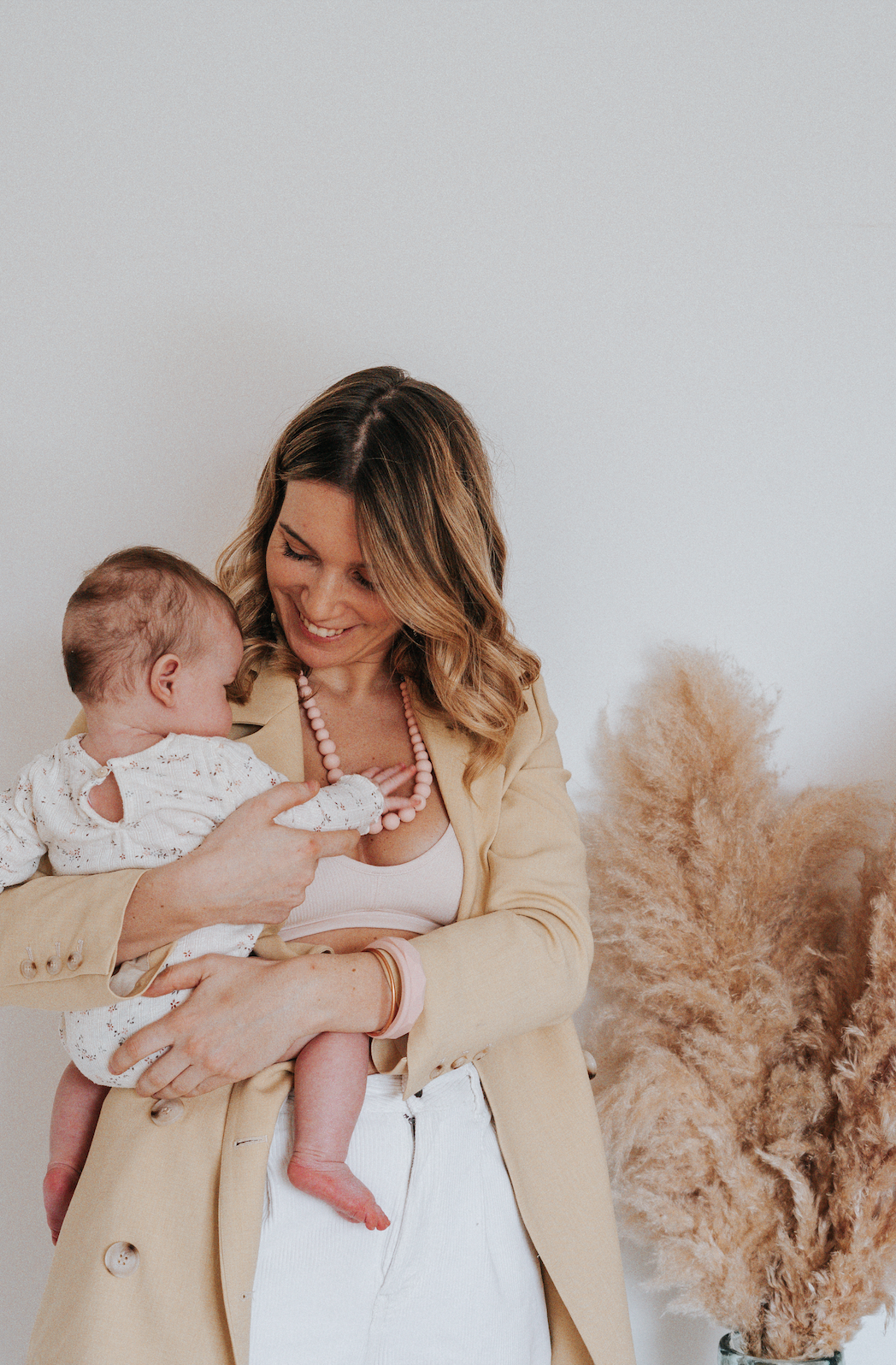 Constance maternity necklace: Round Beads - MintMouse (Unicorner Concept Store)