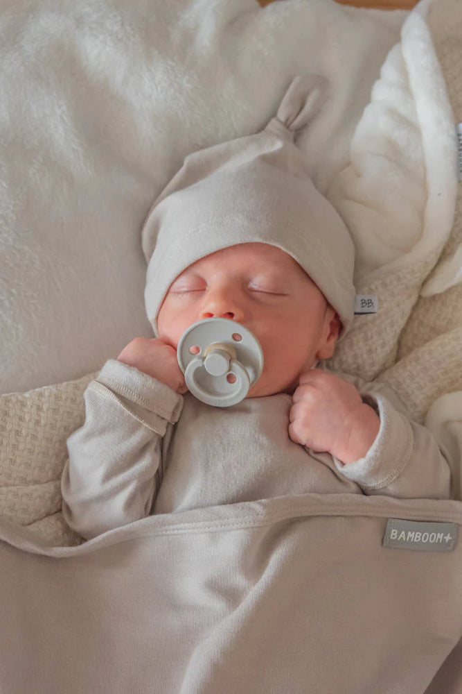 Pure Newborn hat with knot - Sand - MintMouse (Unicorner Concept Store)