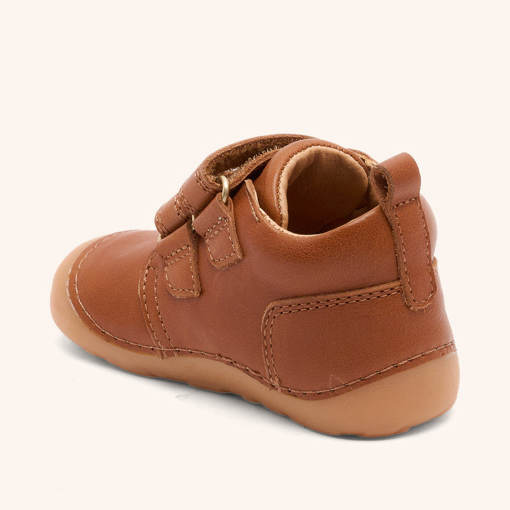 Bisgaard Barefoot Carter cognac side view