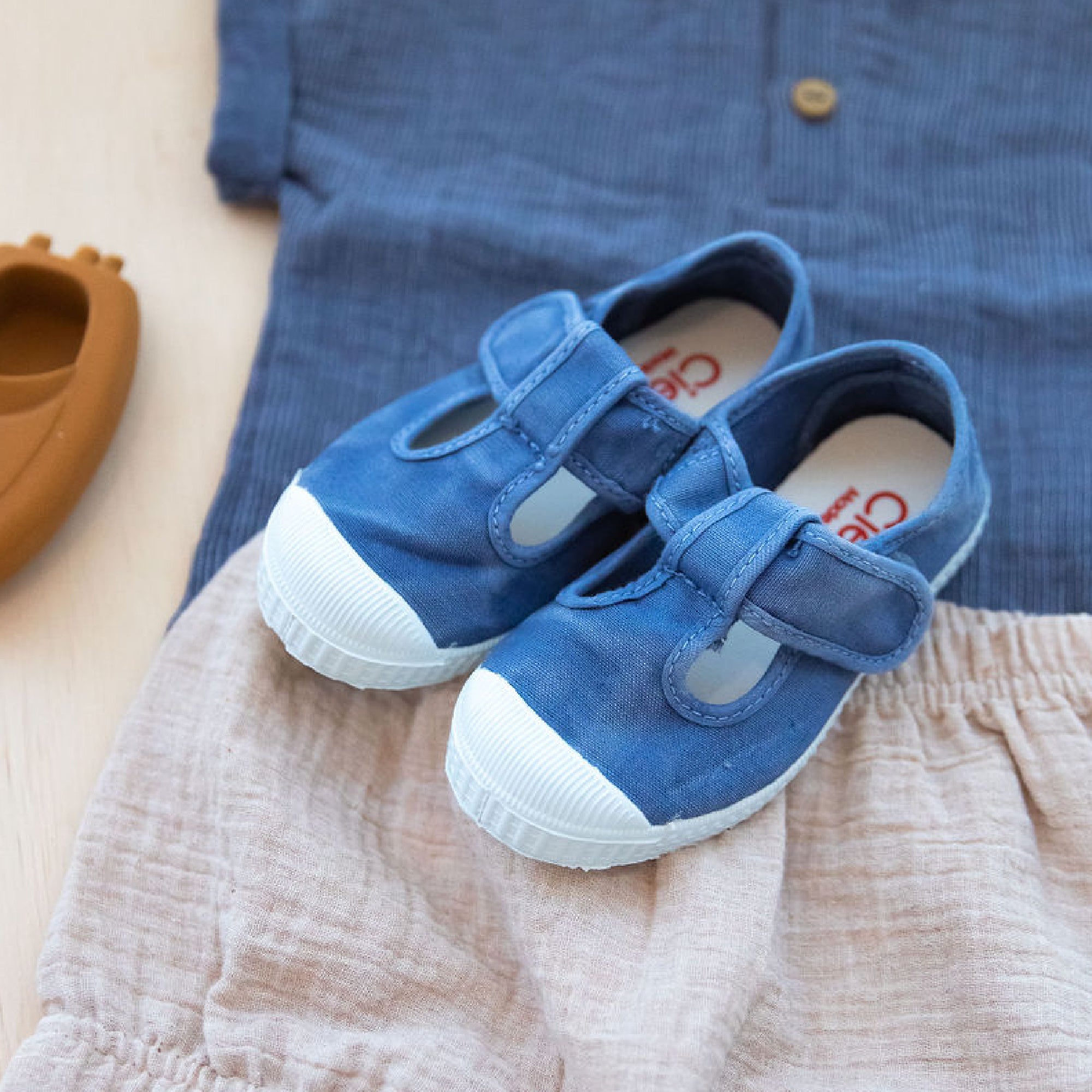 Cienta fabric  Open shoe - lavanda ( 77777-90) - MintMouse (Unicorner Concept Store)