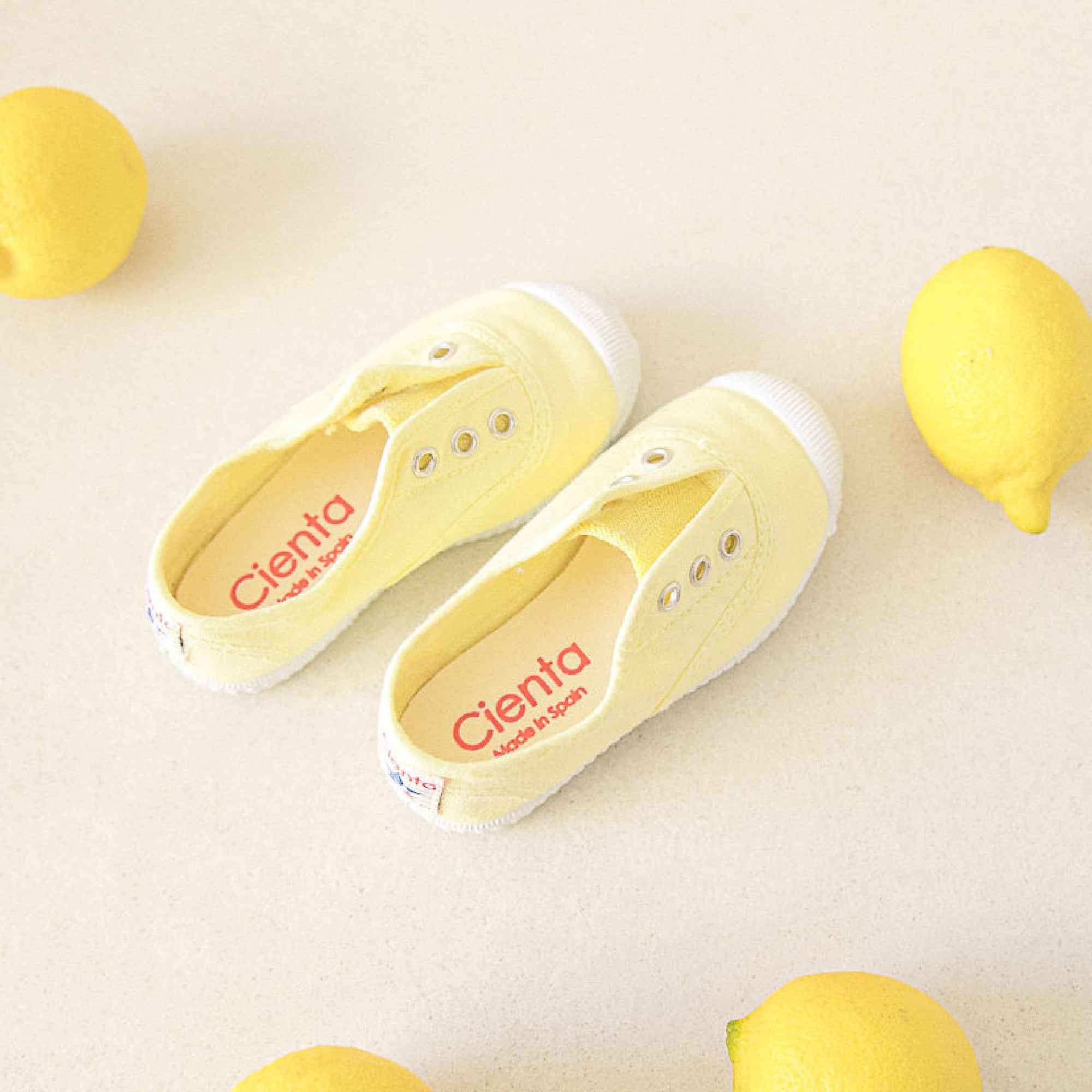 70997-167 Cienta New Yellow - MintMouse (Unicorner Concept Store)