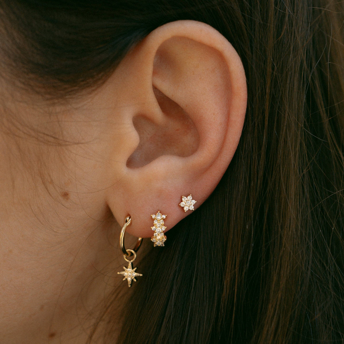 Enya mini hoop earrings: Gold Plated / The pair