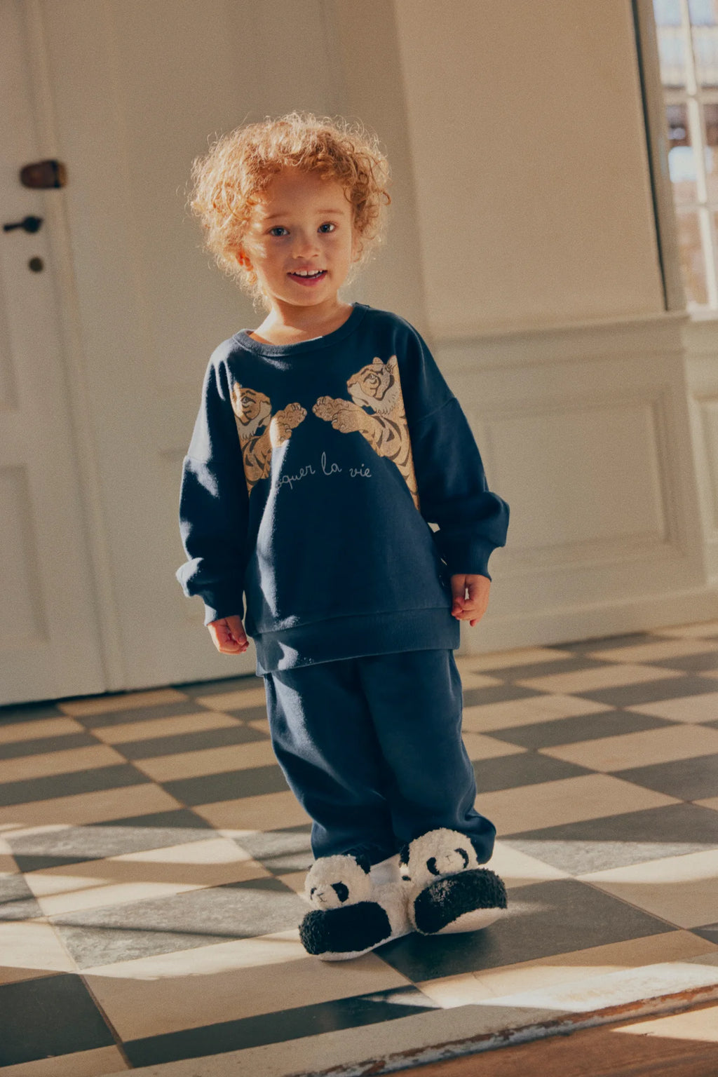 (KS6430) Lou Sweatshirt - Total Eclipse - MintMouse (Unicorner Concept Store)