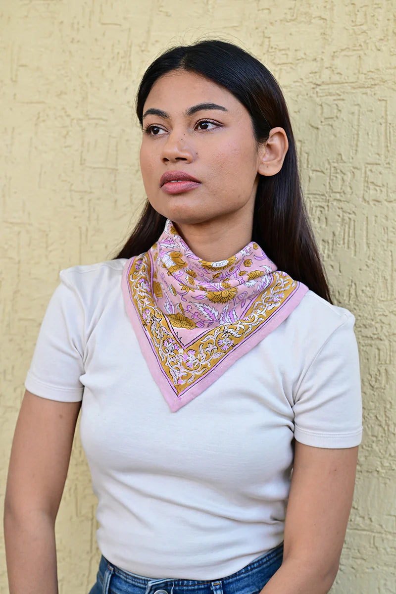 Scarf Small N°112 Rose - MintMouse (Unicorner Concept Store)
