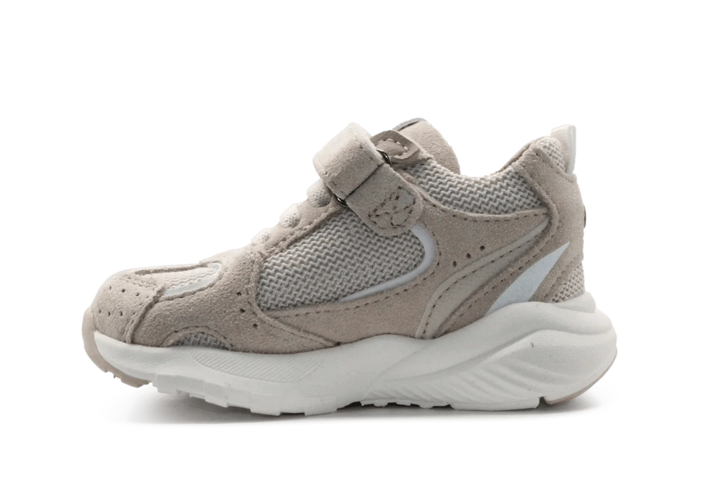 BL26S001-C  Sneaker Beige