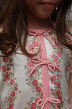 ( KS102428) Sheeny Blouse - Floria