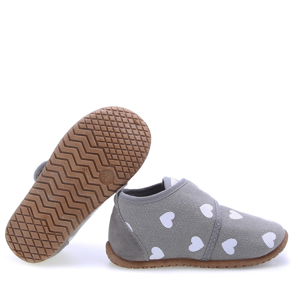 Emel slippers - Grey hearts - MintMouse (Unicorner Concept Store)