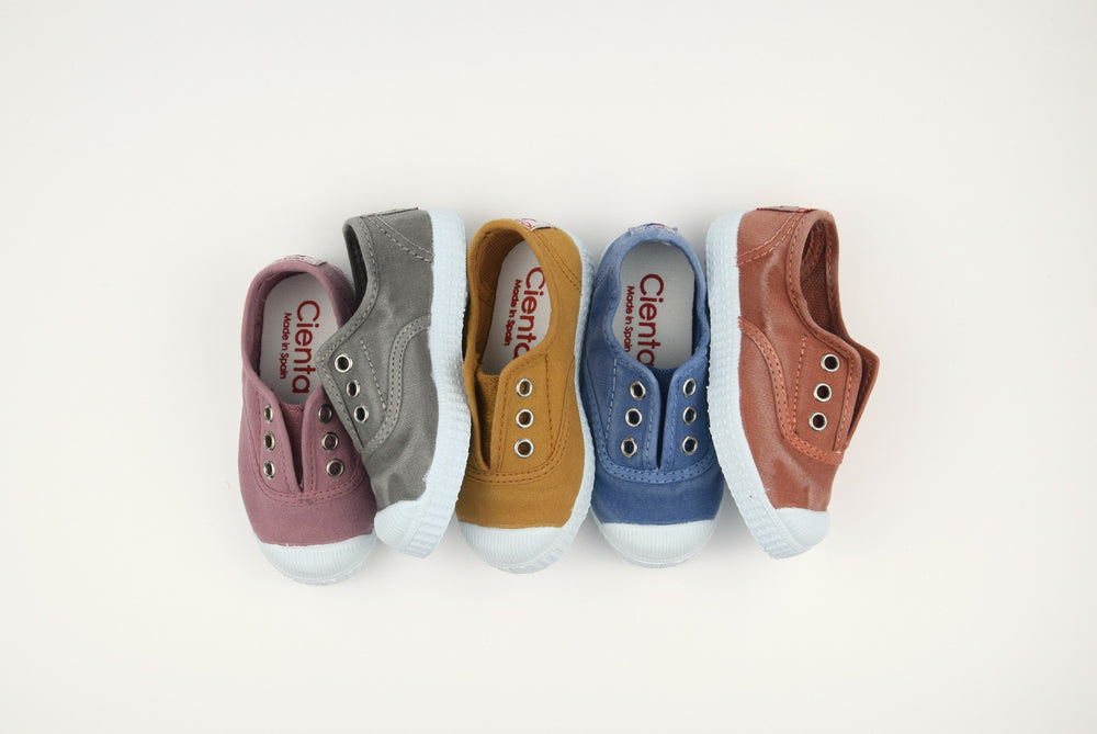 Cienta slip-ons - rust - MintMouse (Unicorner Concept Store)