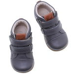 (1084-3) Emel first shoes