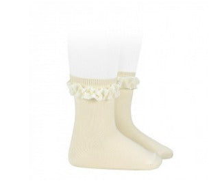 Short socks with velvet ruffle cuff BEIGE