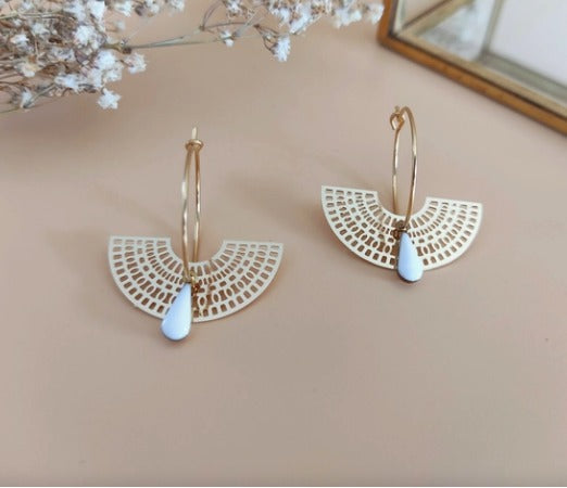 La Lunaire earrings in white