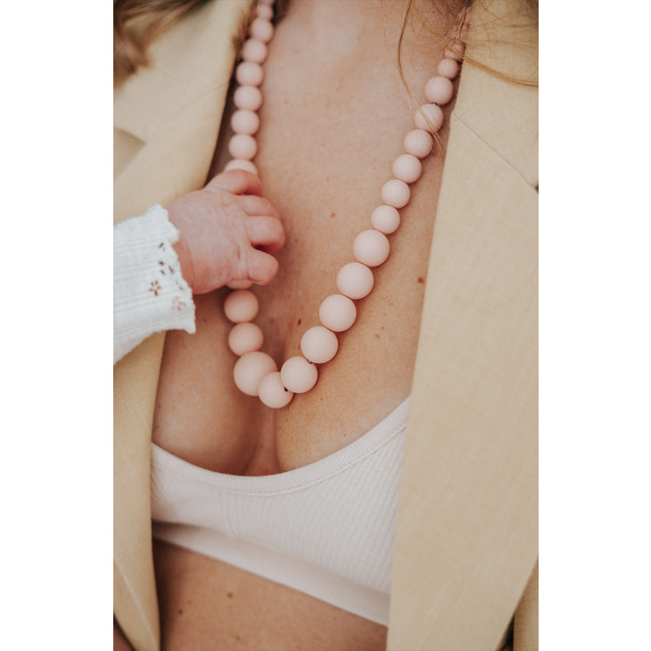 Nursing, carrying and teething necklace - Constance