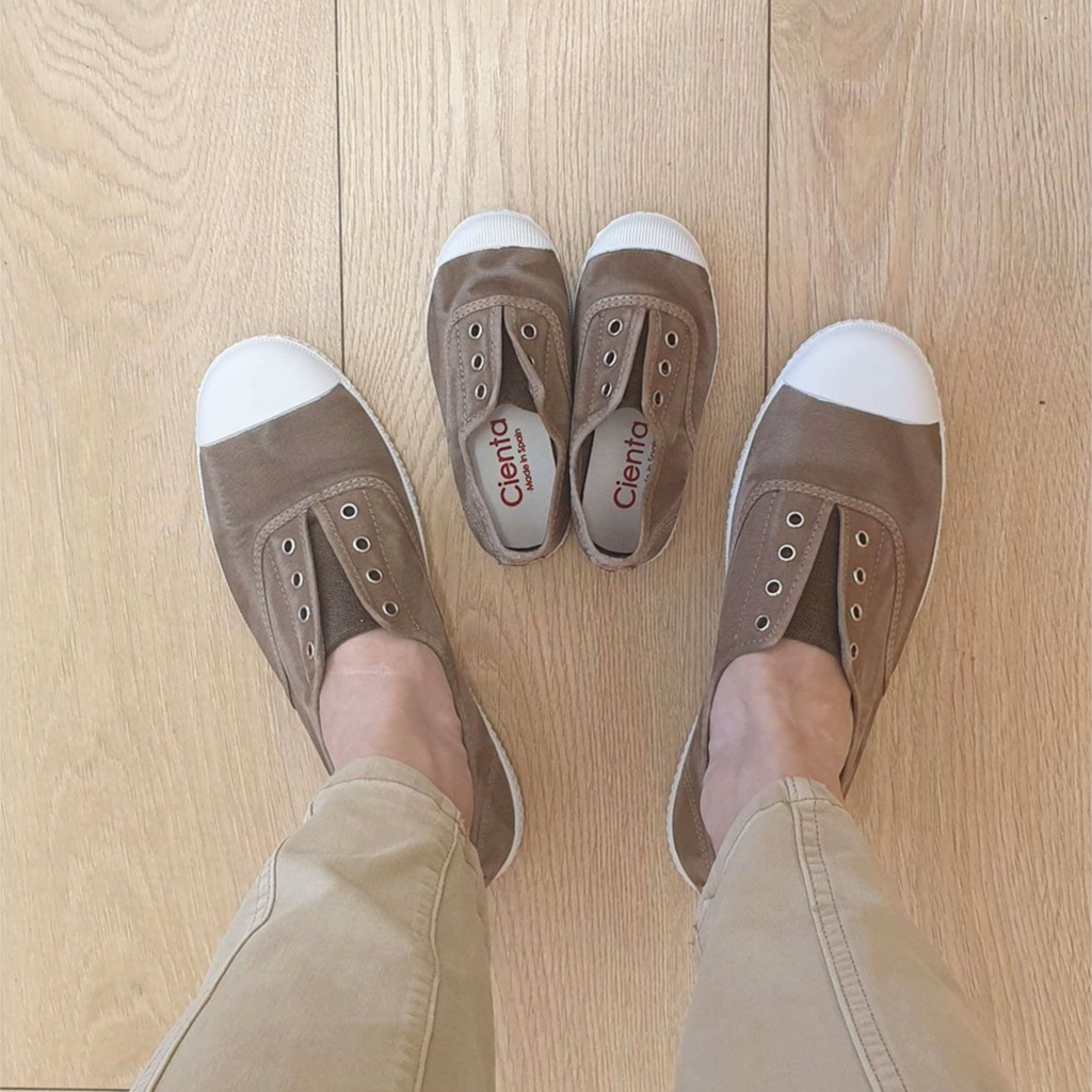 Cienta fabric slip-ons - beige (70777-46) - MintMouse (Unicorner Concept Store)