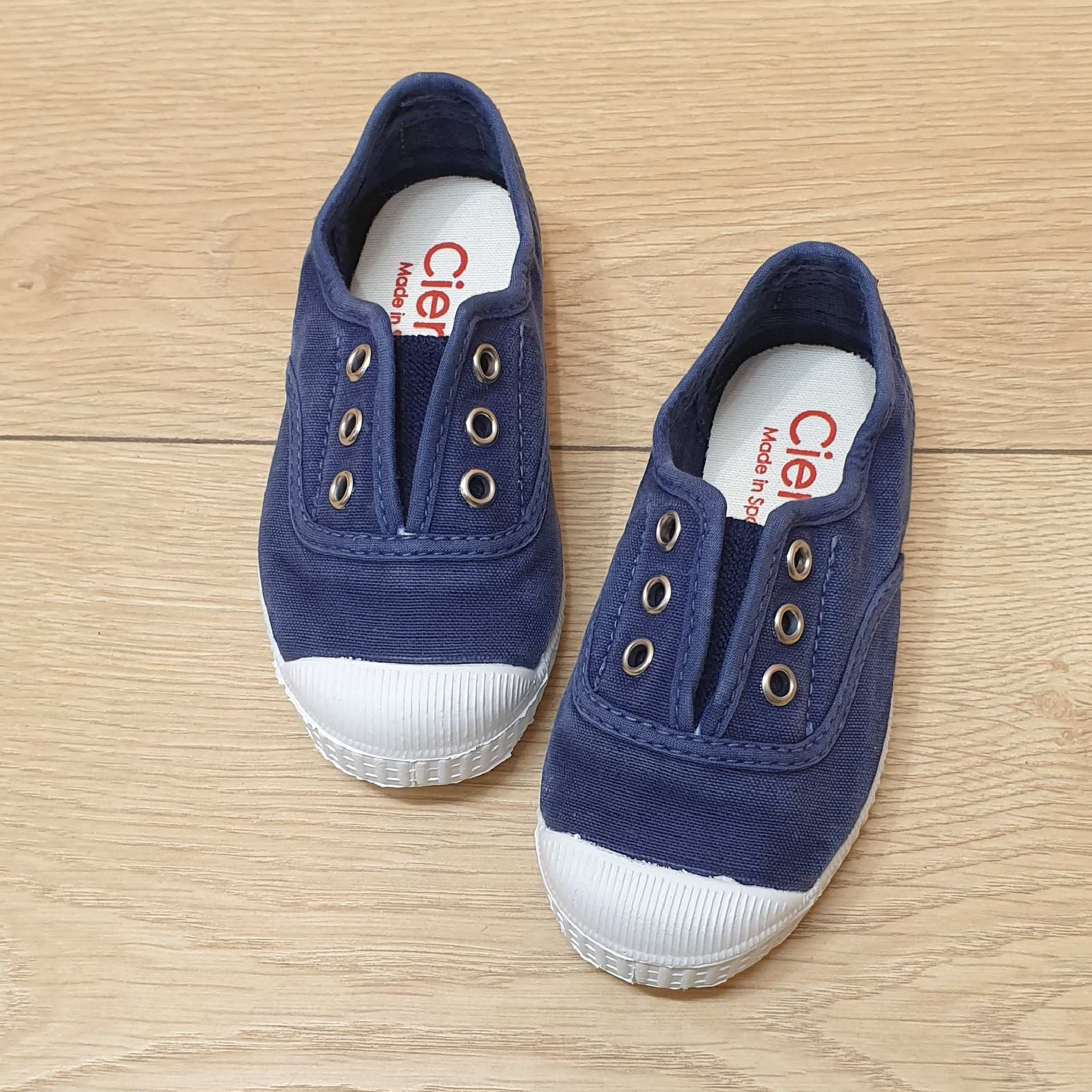 (70777-84) Cienta slip-ons - Azul Oscur - MintMouse (Unicorner Concept Store)