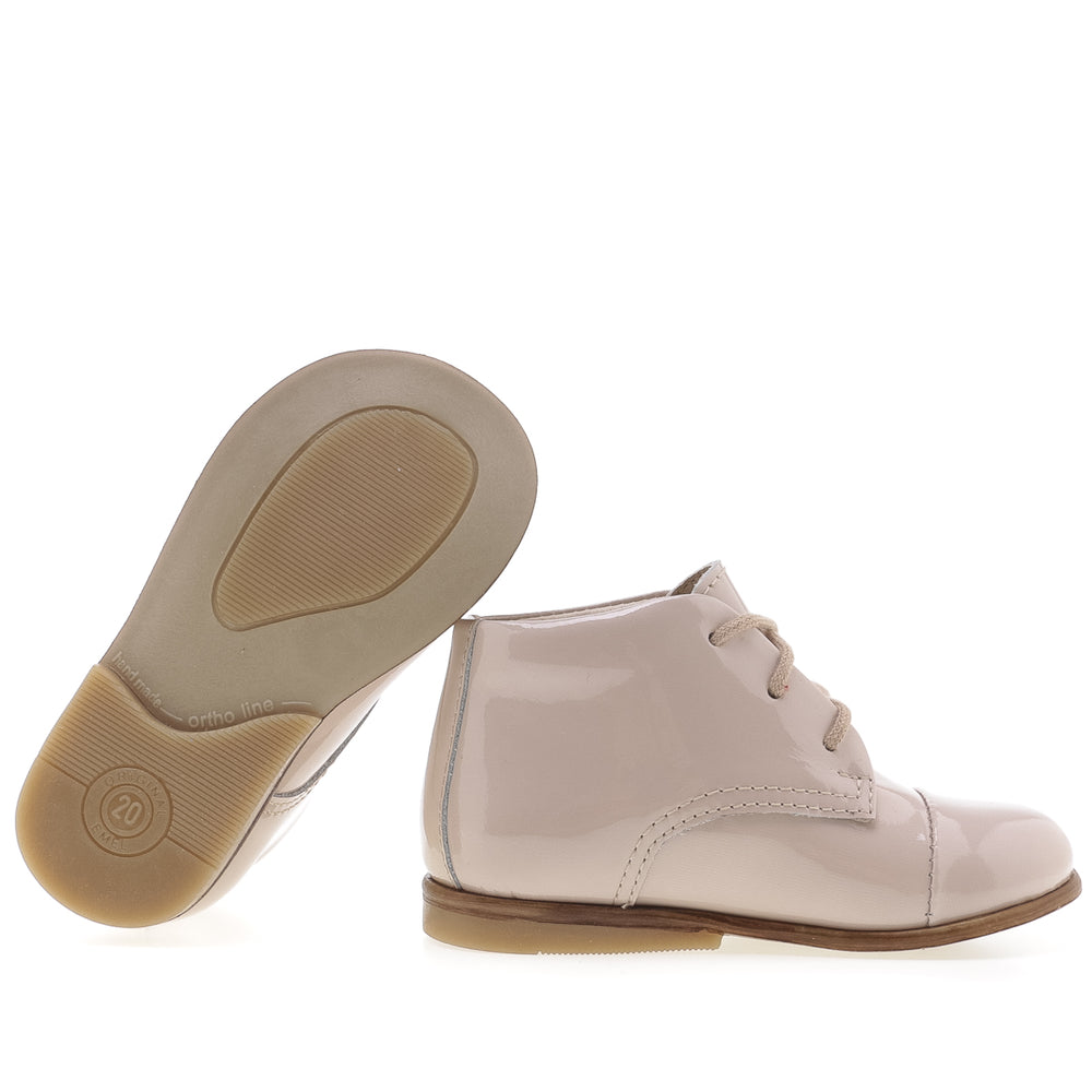 (1427-7) Emel classic first shoes beige patent leather