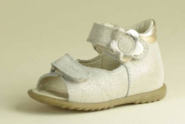 (2425) Gold Flower Sandals - MintMouse (Unicorner Concept Store)