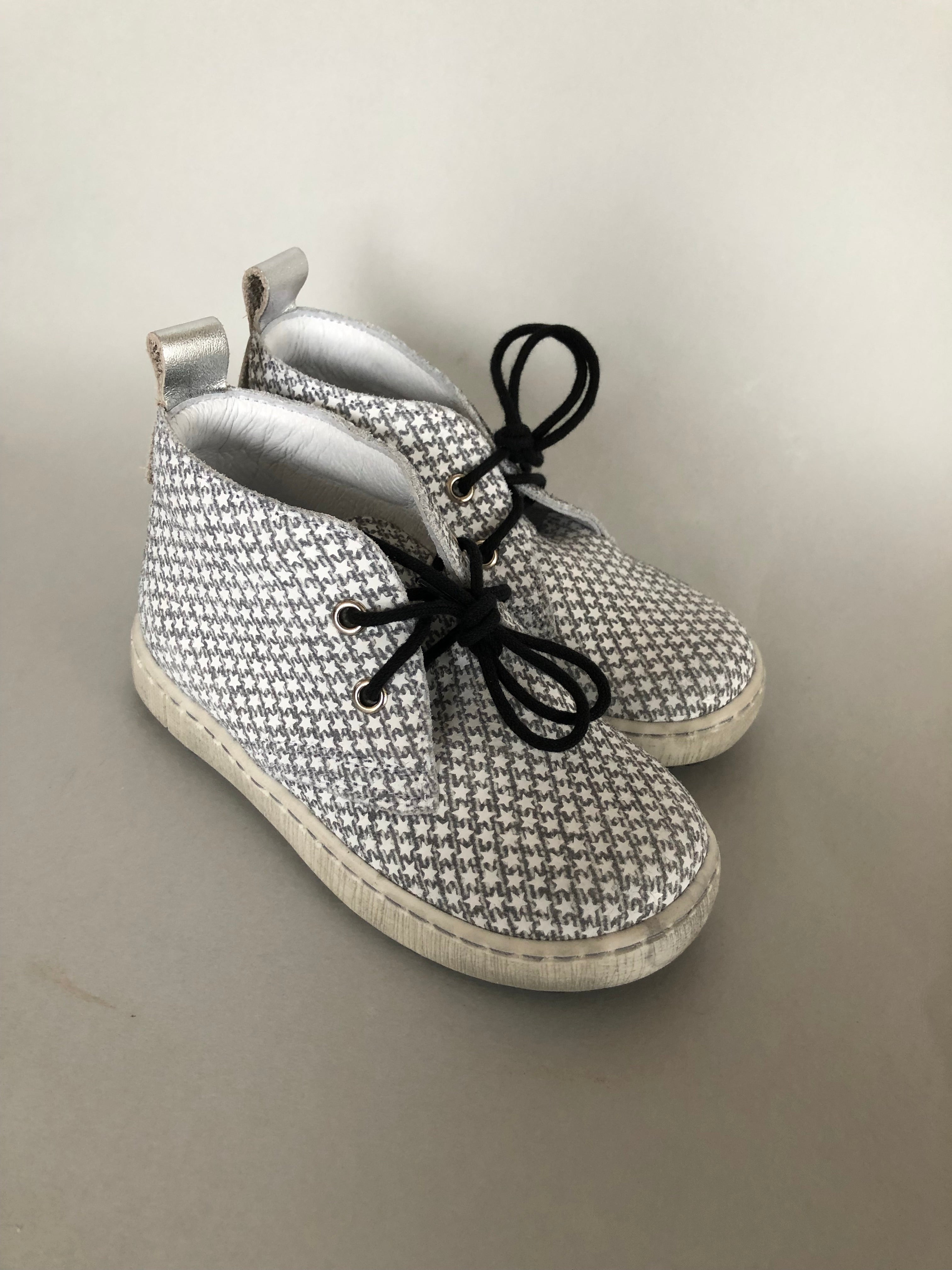 (2284A-1/2291A-1) Emel grey stars Lace Up Trainers - MintMouse (Unicorner Concept Store)