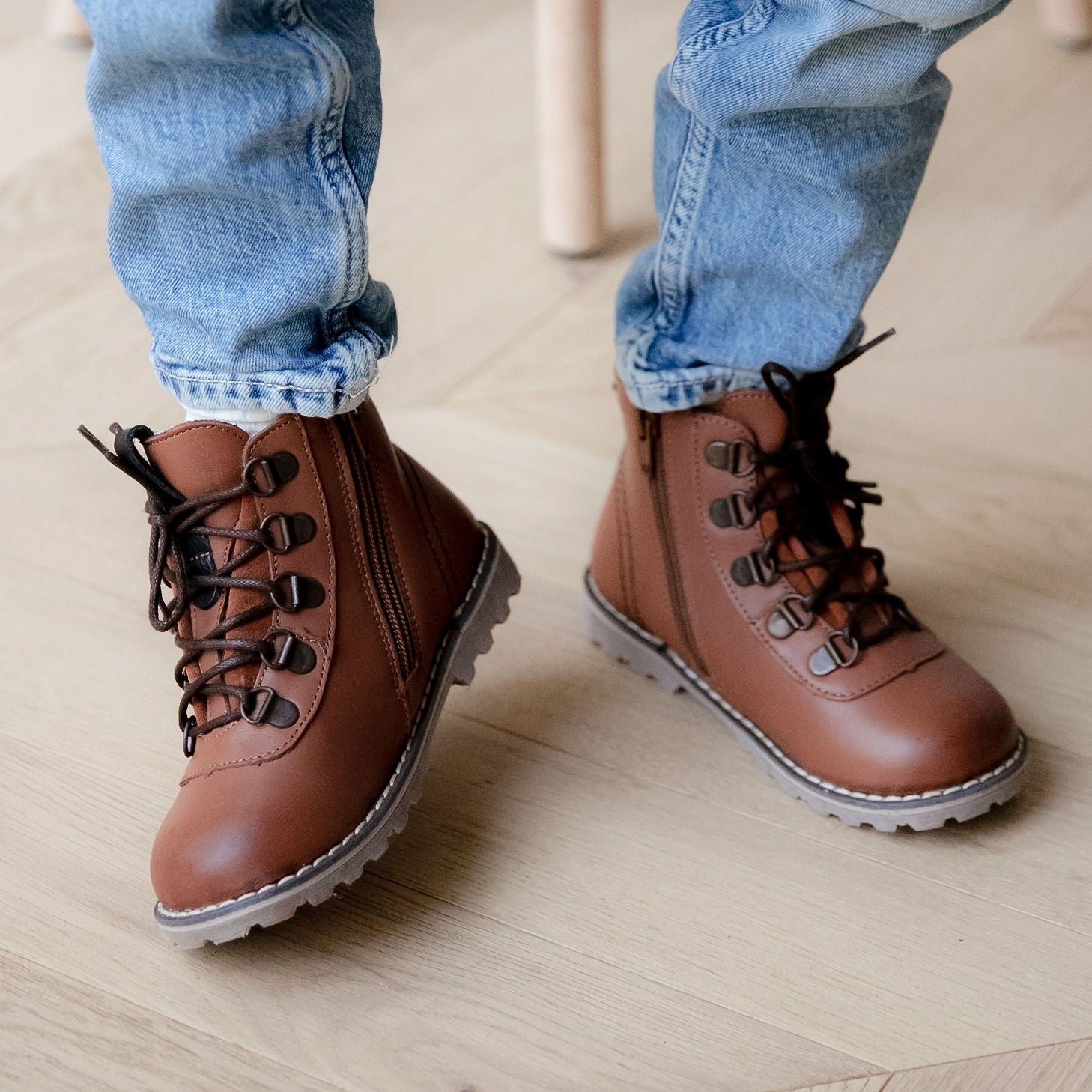 (Ev2545A-14/ EV2545MA-14/EV2545MA-14) Emel brown Lace Up Winter Boots - MintMouse (Unicorner Concept Store)