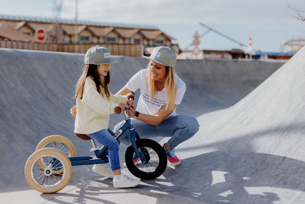 Hello Hossy - Khaki cap - MintMouse (Unicorner Concept Store)