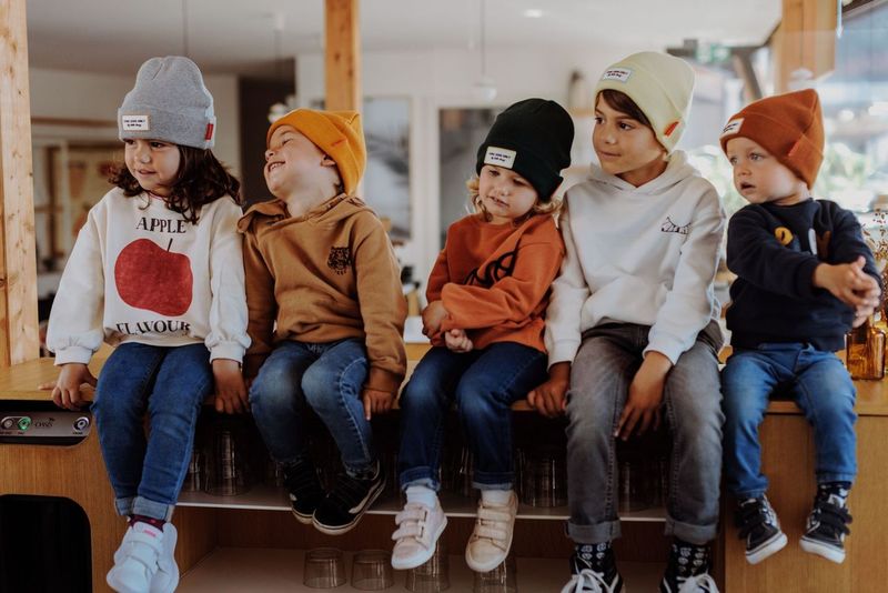 Hello Hossy winter Bonnet Urban Grey - MintMouse (Unicorner Concept Store)