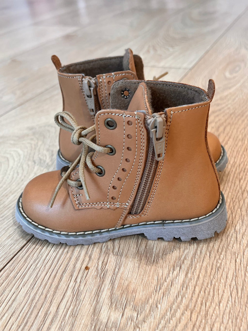 (EY2731-1) Emel Lace Up Winter Boots - MintMouse (Unicorner Concept Store)