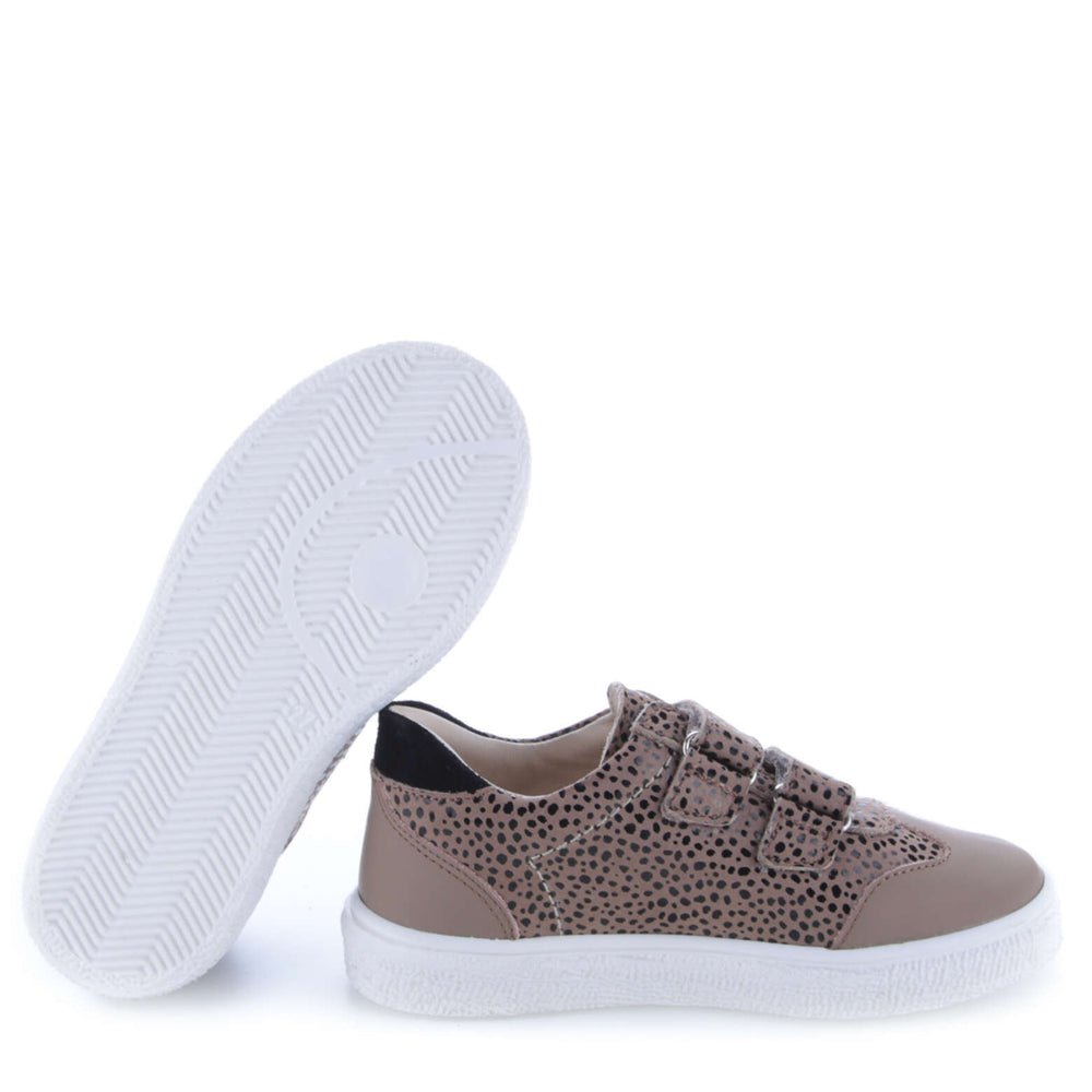 (2708B) Low Velcro sneakers Brown