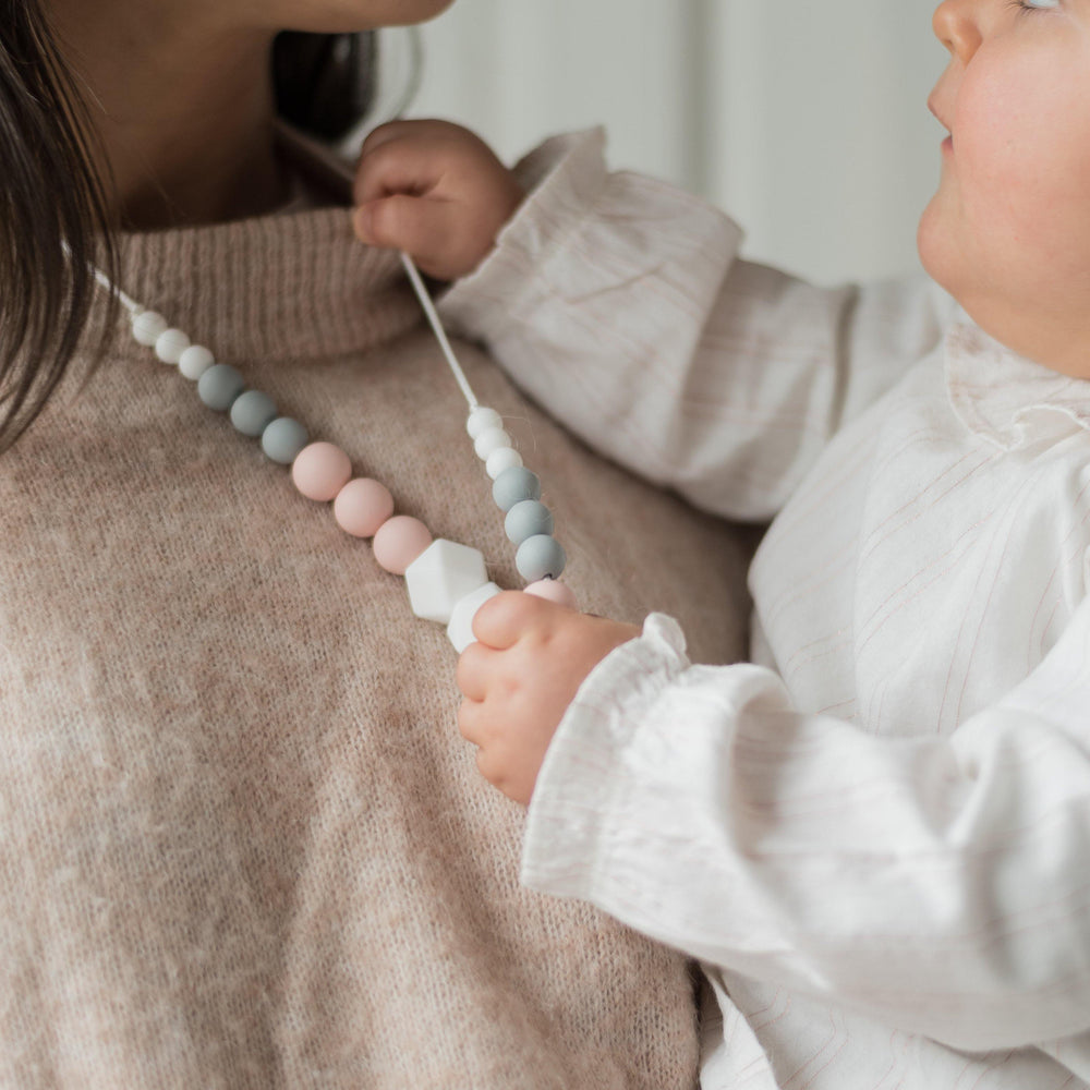 Marie | Breastfeeding, carrying and teething necklace
