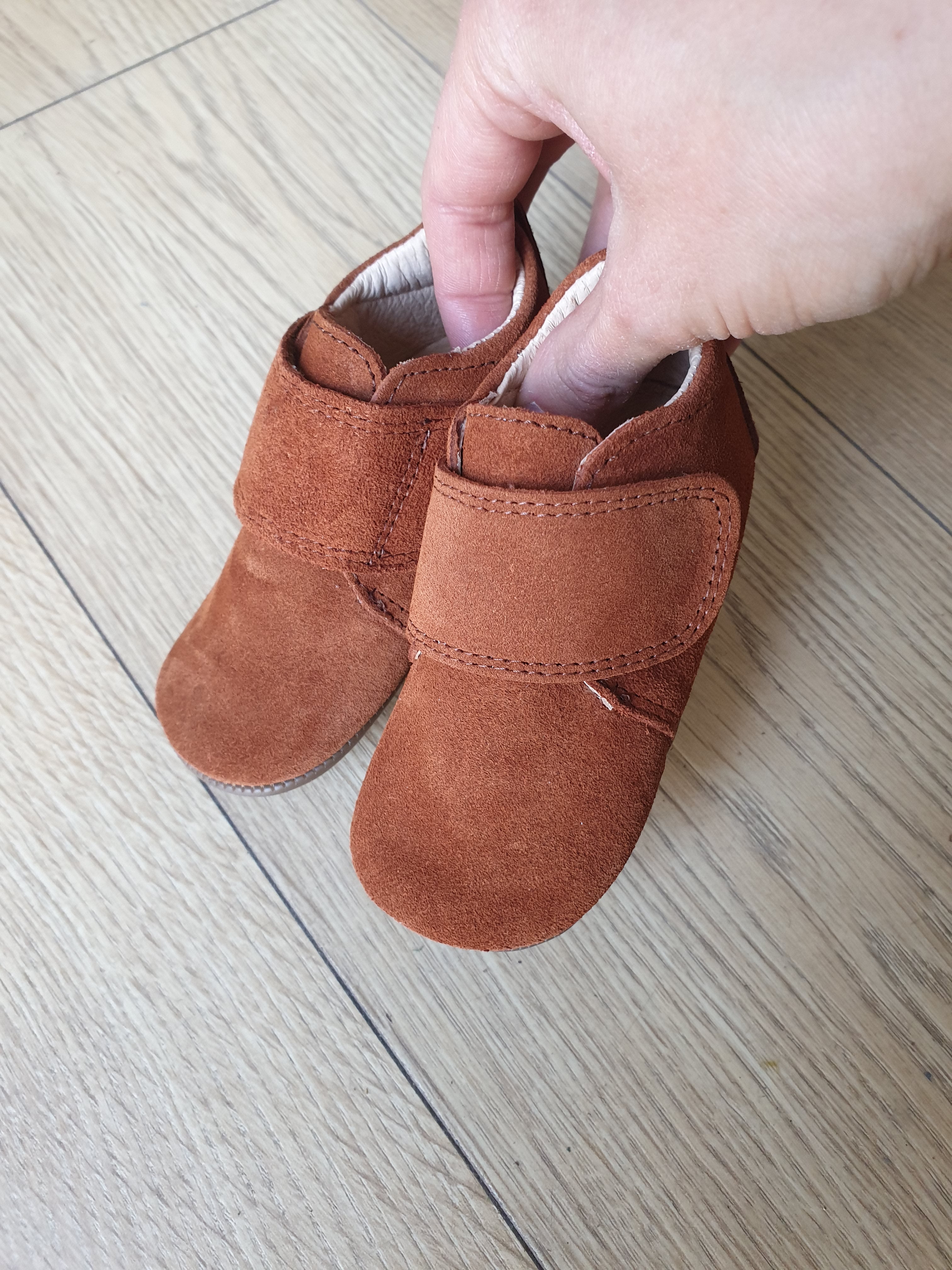 Pom Pom leather slippers - suede camel - MintMouse (Unicorner Concept Store)