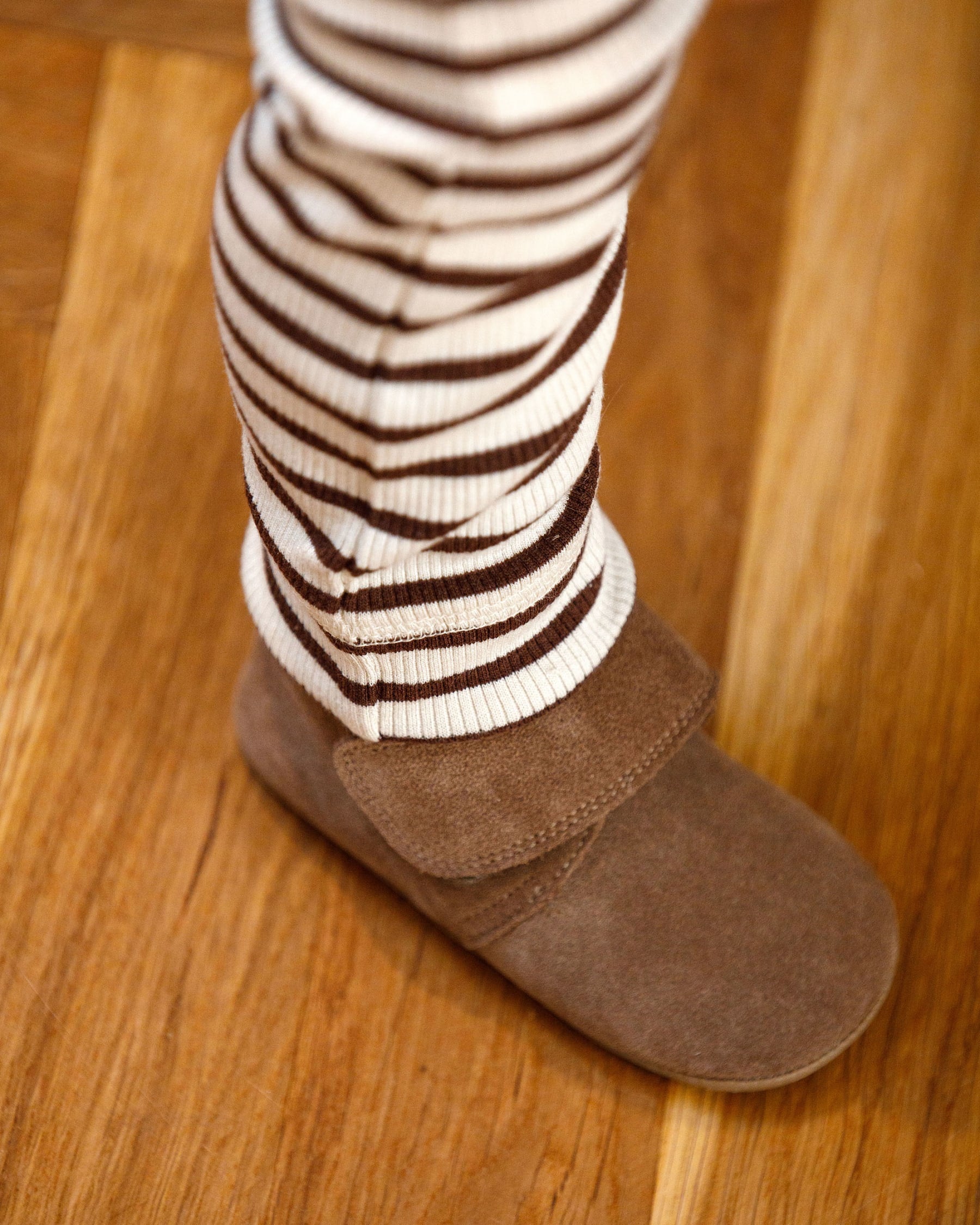 (1010) Pom Pom leather slippers - Light brown suede - MintMouse (Unicorner Concept Store)