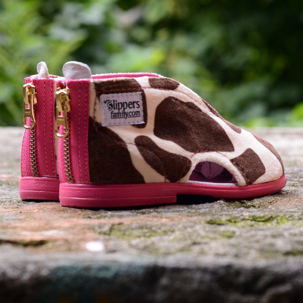 Giraffe Slippers Pink - MintMouse (Unicorner Concept Store)